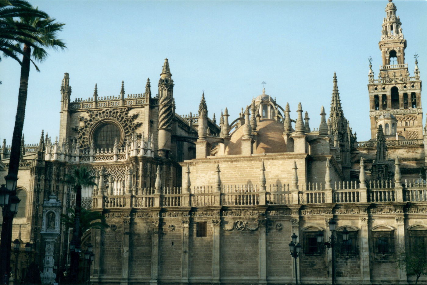 es-seville-cathedral.jpg