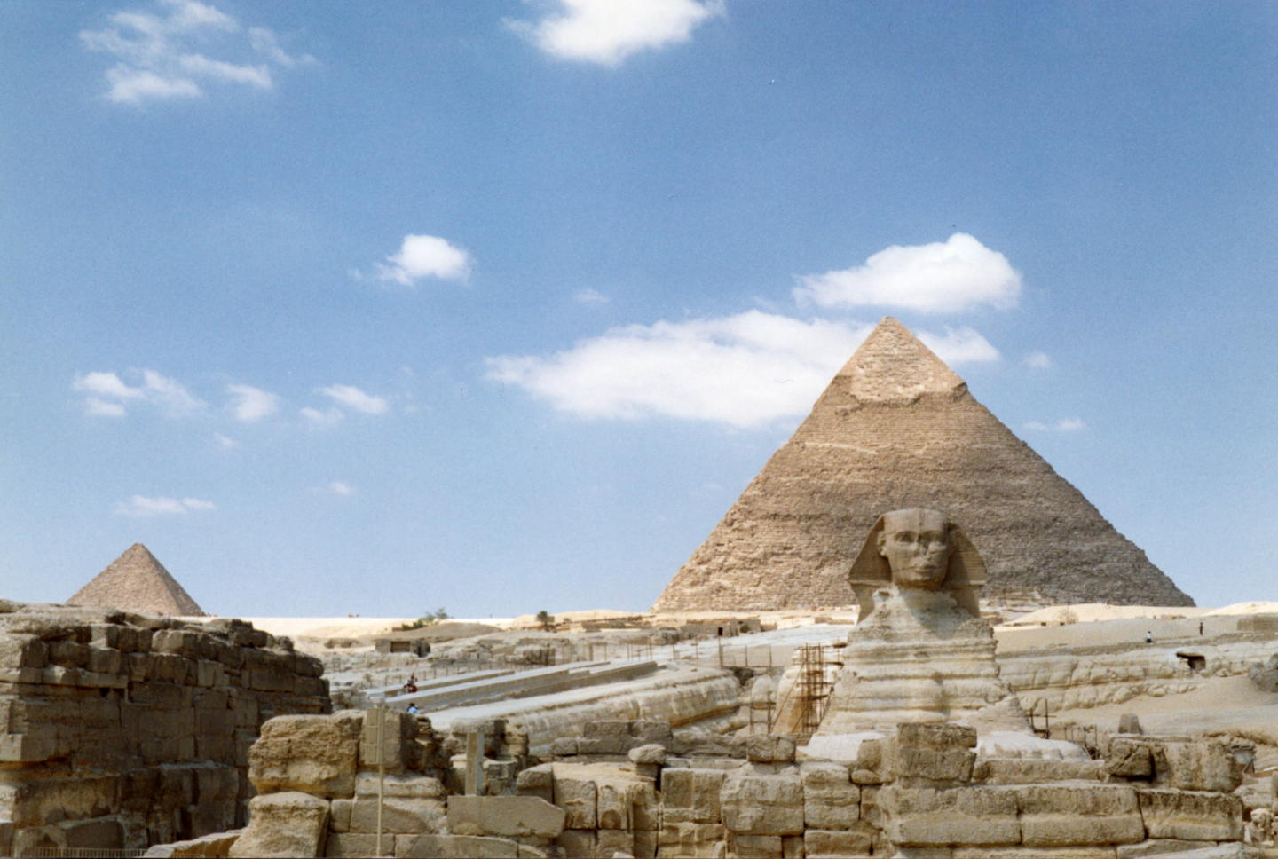 eg-pyramids-sphinx.jpg