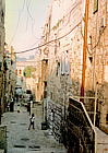 il-jerusalem-alley.jpg