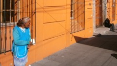 woman-orangewall